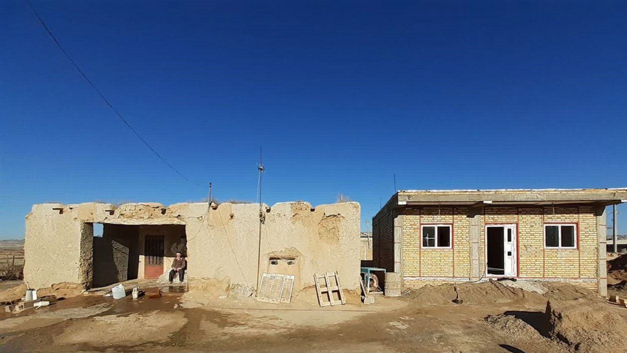 کمک نقدی ۱۲۲ میلیون تومانی گلستانی‌ها به حساب ۱۰۰ امام (ره)