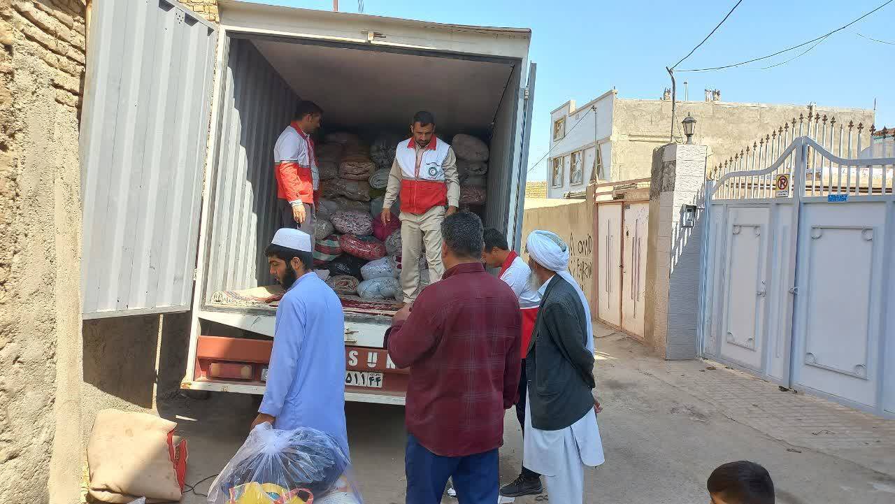 مهروزی اهالی صالح آباد به زلزله زدگان افغانستان