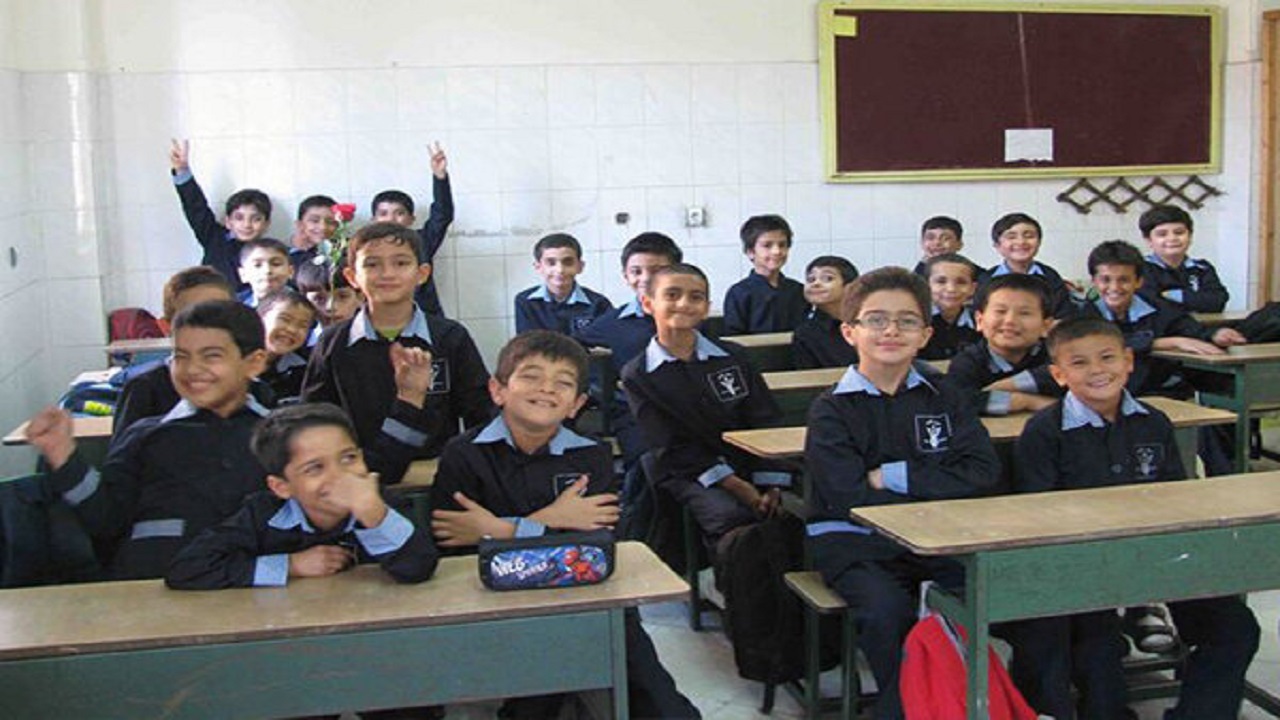 ۱۰ فرمان برای احیای مدارس دولتی