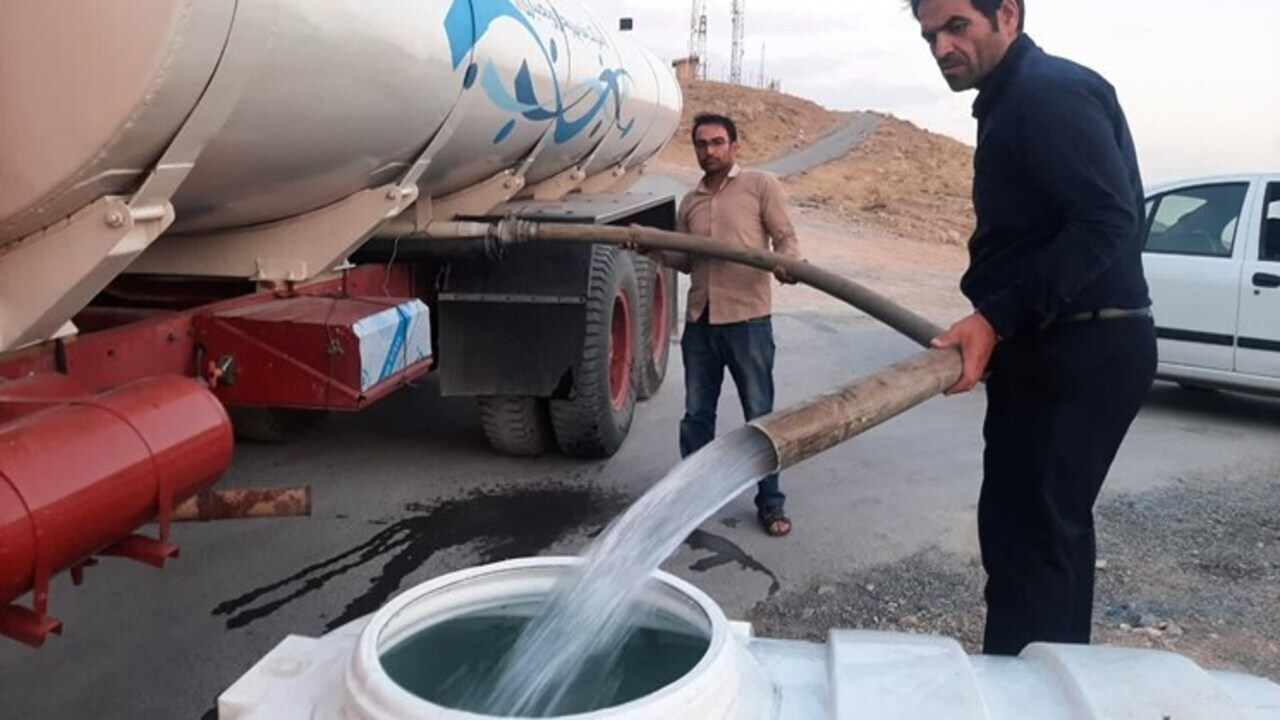 توزیع ۲۴ میلیون لیتر آب شرب در شش ماهه اول امسال به ۳۵ روستای بردسکن