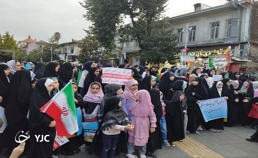 اجتماع بانوان رشت در حمایت از مادران و کودکان غزه
