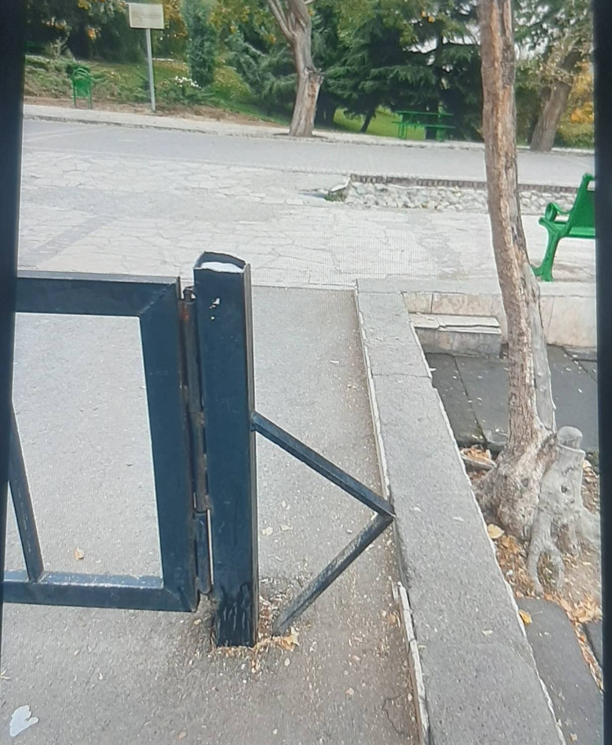 کمبود امکانات رفاهی در بوستان پلیس