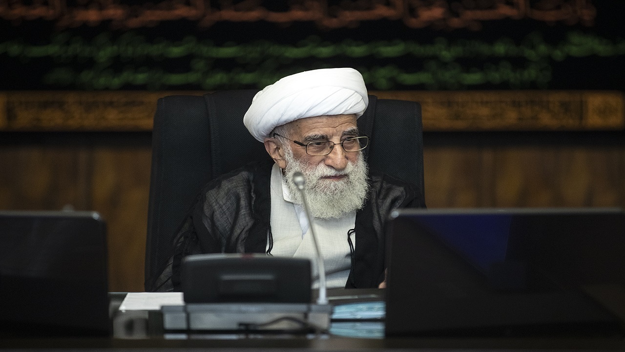 آیت‌الله جنتی: ۱۳ آبان نقطه آغازین شکست هیمنه آمریکا و اسرائیل بود