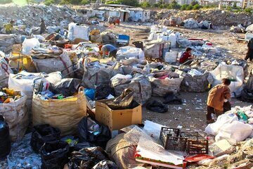 ۱۰ مرکز غیرمجاز جمع‌آوری ضایعات در کرج تخریب شد