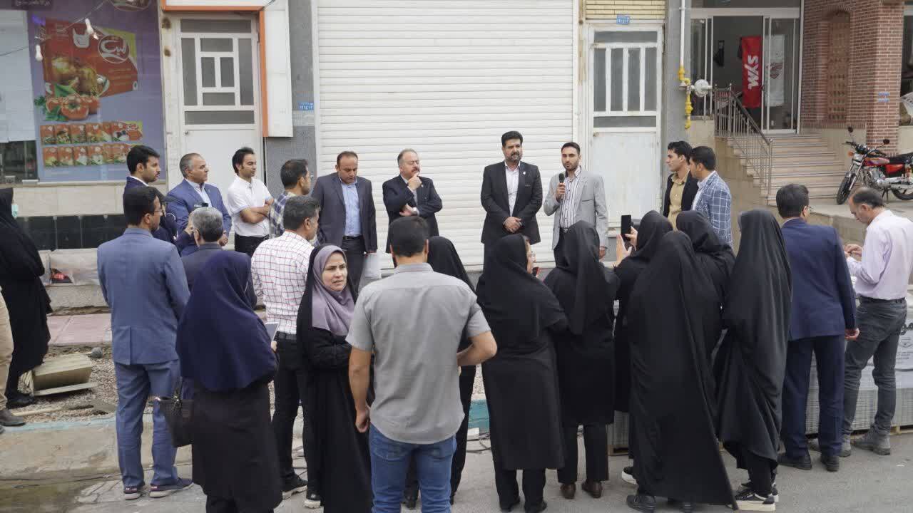اتوبوس خبر به شهرداری منطقه چهار رسید
