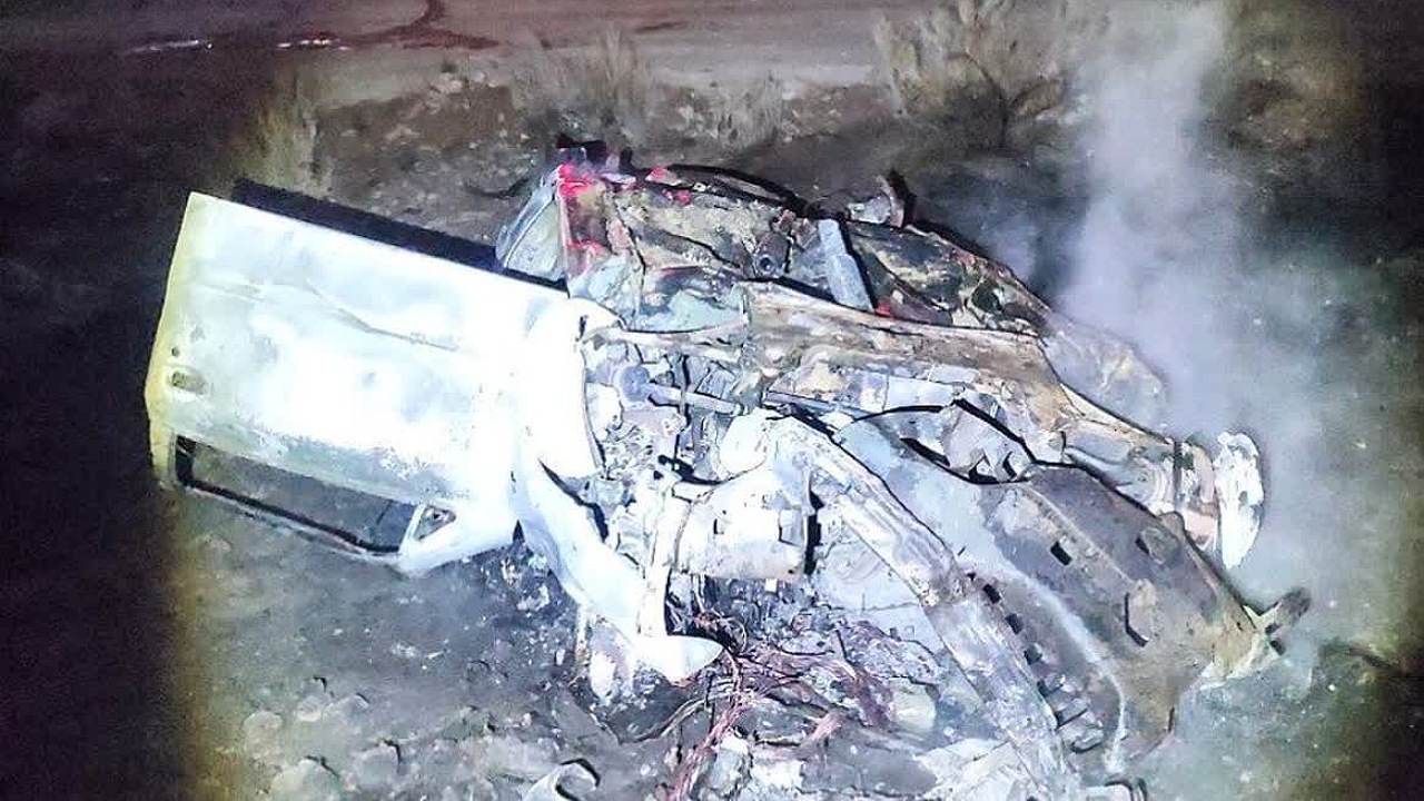 خودروی حامل قاچاق سوخت در آتش سوخت