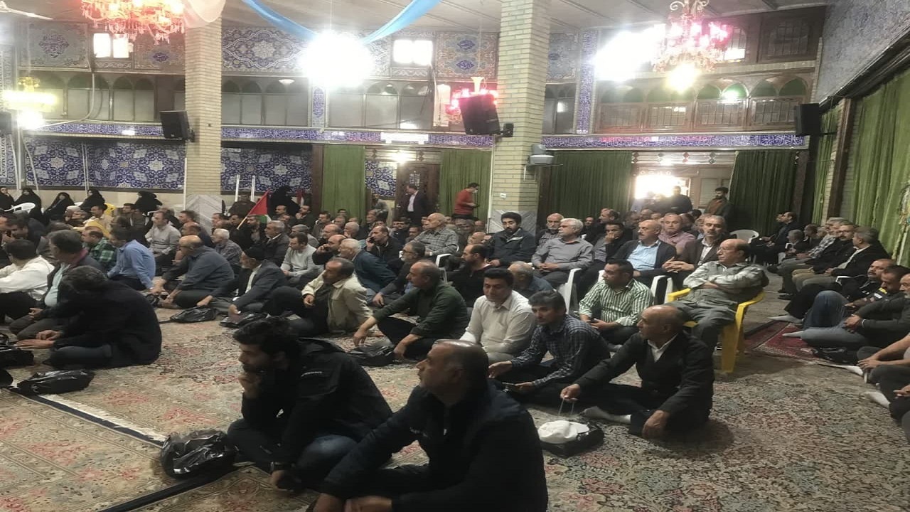 تجمع رانندگان حمل و نقل عمومی شهر قزوین در دفاع از مردم مظلوم غزه