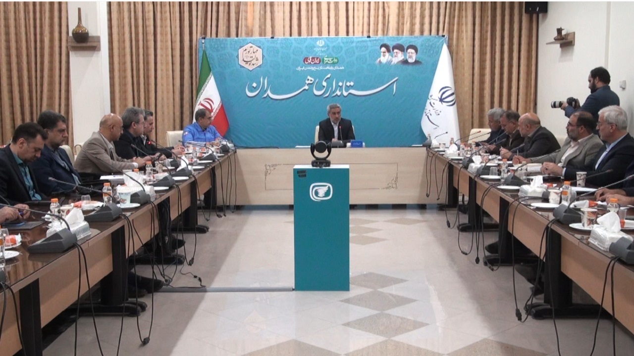 تاکید بر تامین سوخت گلخانه‌ها و مرغداری‌های همدان در فصل سرما