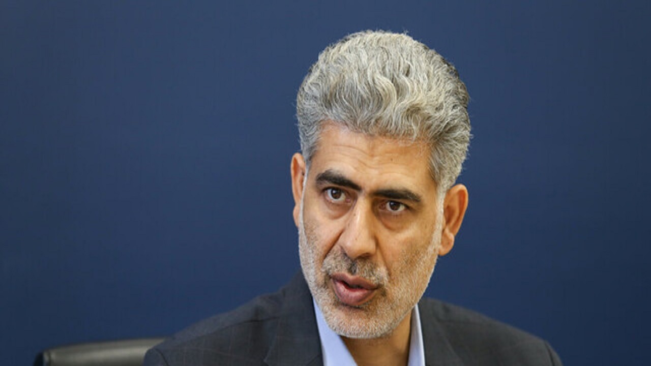 برنامه ریزی برای توانمندسازی مستمر معلم‌ها/جذب معلم‌ها بر مبنای شایستگی سالاری