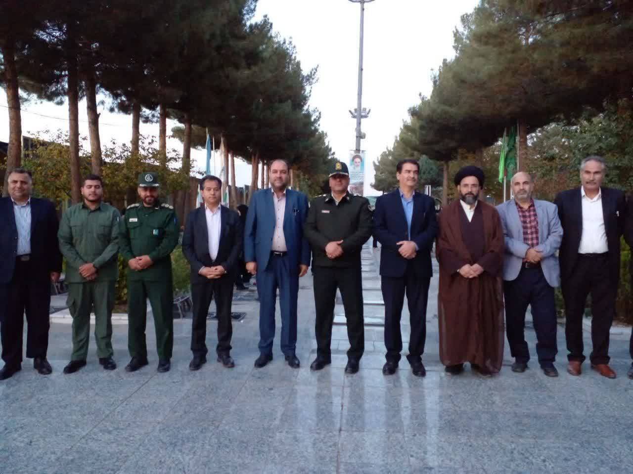 حضور مسئولان
