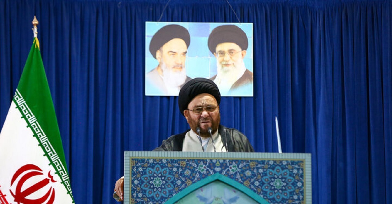 راهپیمایی ضد استکباری ۱۳ آبان با حضور جوانان ایرانی