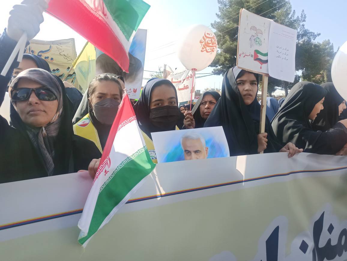 روز ملی مبارزه با استکبار جهانی در پایتخت مقاومت + تصاویر