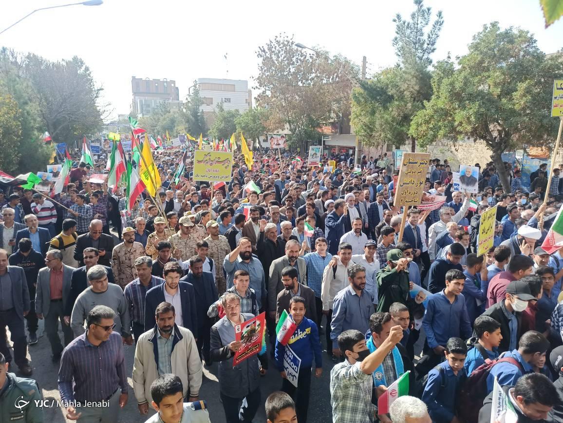 روز ملی مبارزه با استکبار جهانی در پایتخت مقاومت + تصاویر