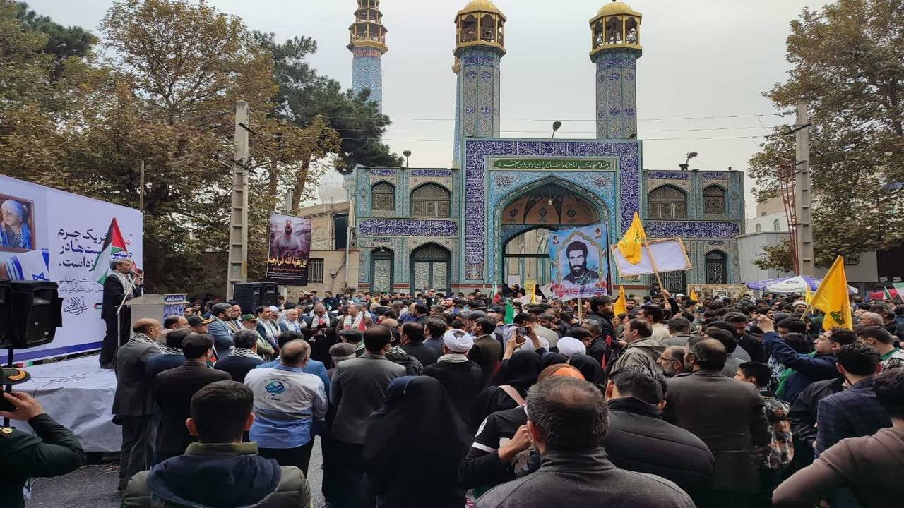 مراسم باشکوه ۱۳ آبان در امامزاده اسماعیل (ع) شهریار + تصاویر