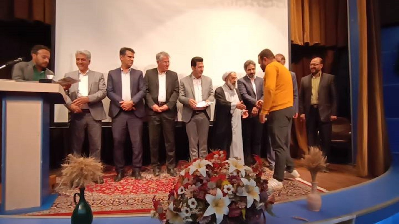 تجلیل از کشاورزان دیم کار در میامی