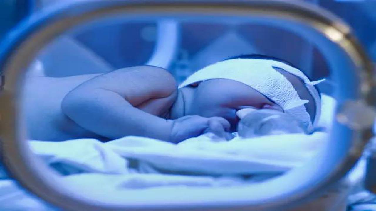 ساخت حسگر پوشیدنی هوشمند بومی برای تشخیص زردی نوزادان