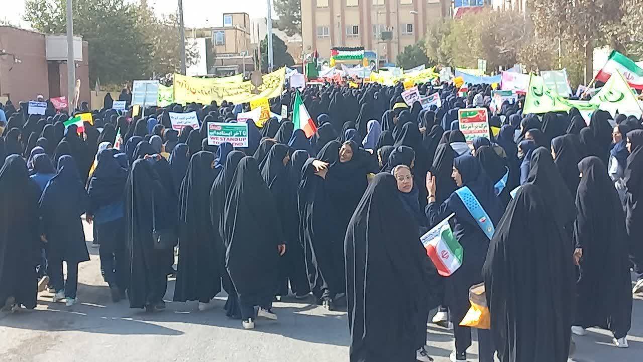 حضور بانوان در راهپیمایی
