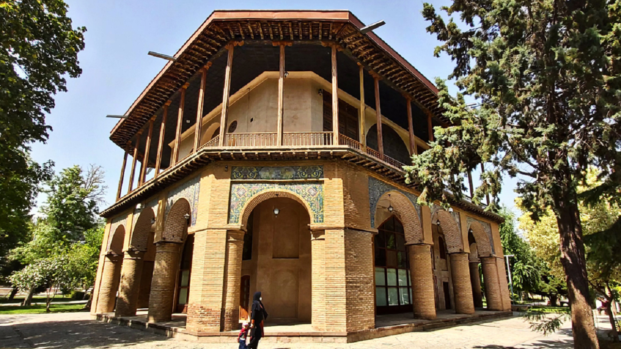 قزوین  چند ساله شد؟