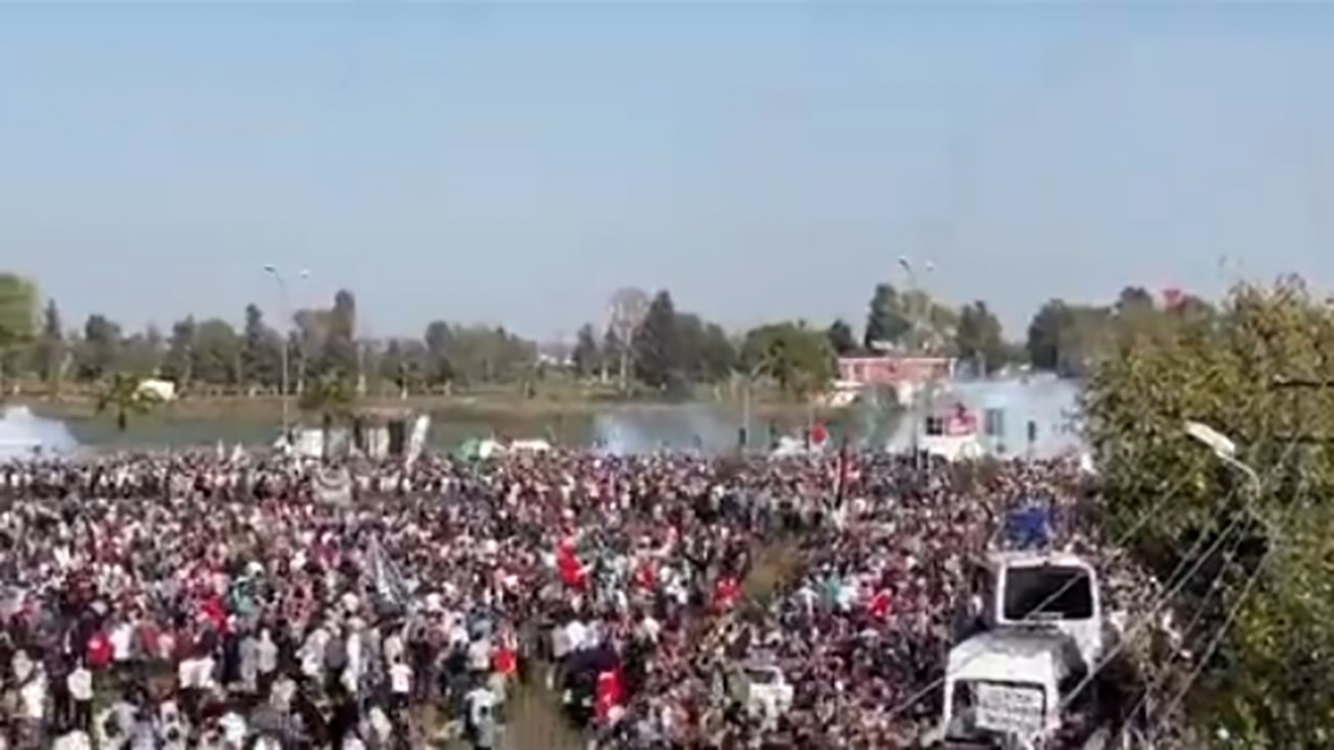 وزیر خارجه ترکیه تن به آغوش همتای آمریکایی نداد + فیلم