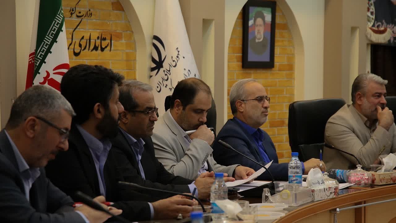 نیمی از مصوبات کارگروه رفع موانع تولید استان کرمان، عملیاتی شده است 