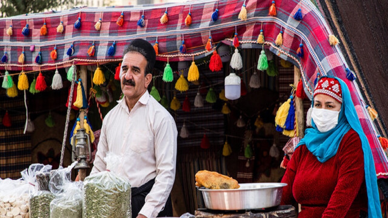 آغاز به کار جشنواره بزرگ اقوام ایرانی و نمایشگاه صنایع دستی در کرمانشاه