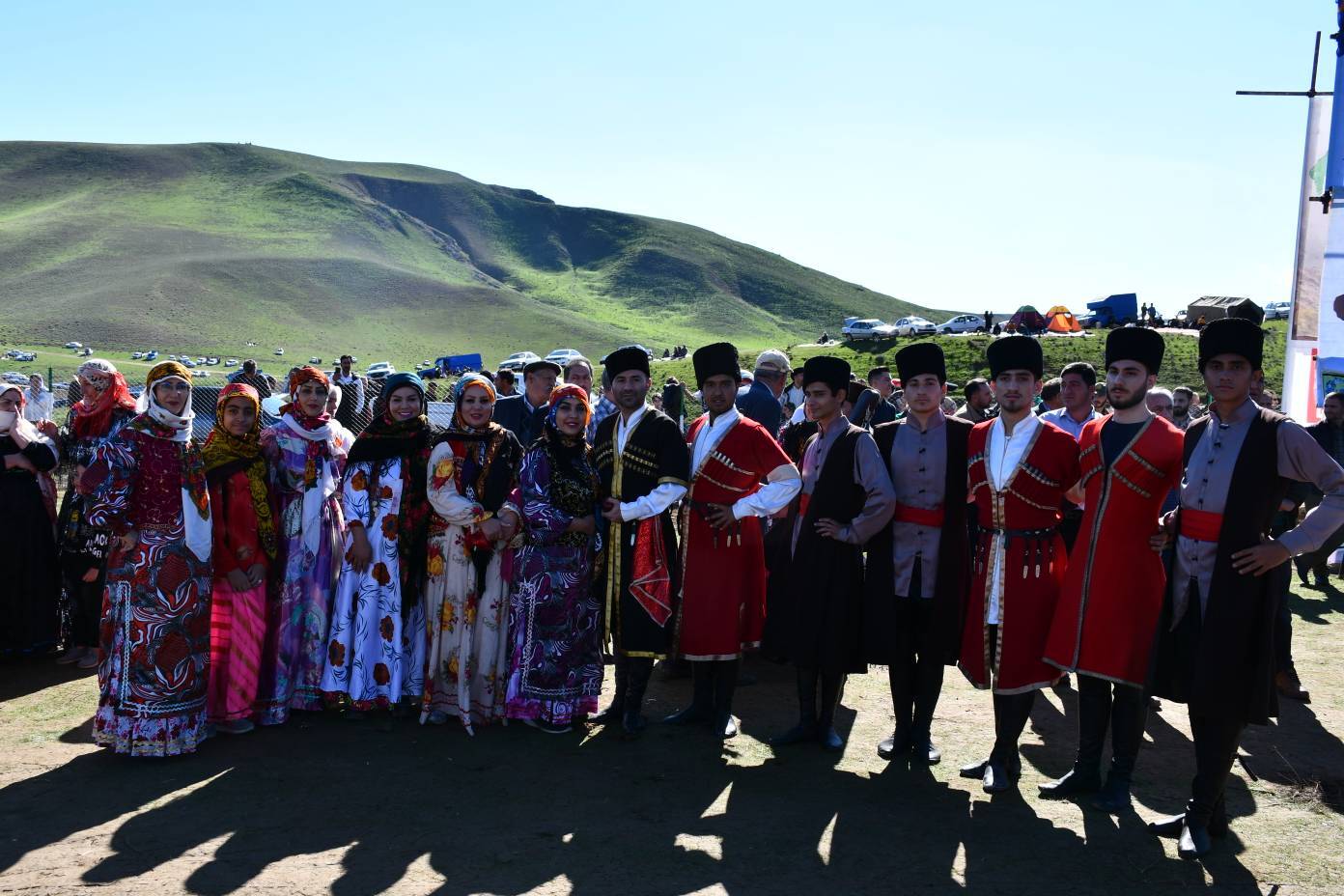 شرکت کنندگان در مسابقات محلی