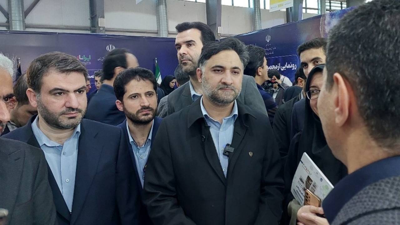 توسعه ارتباطات بین‌المللی از مهم‌ترین برنامه‌های ستاد فناوری نانو