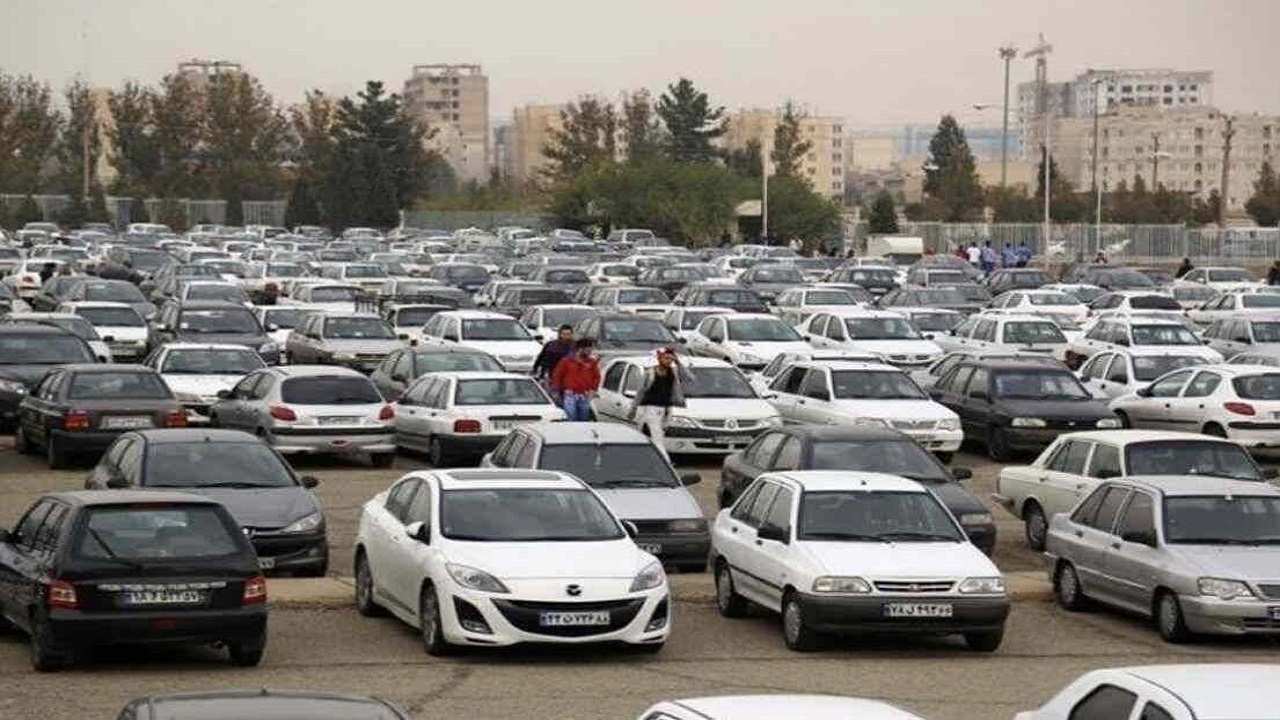 خودروهای رسوبی پارکینگ های سمنان طی ۱۵ روز آینده تعیین تکلیف شود