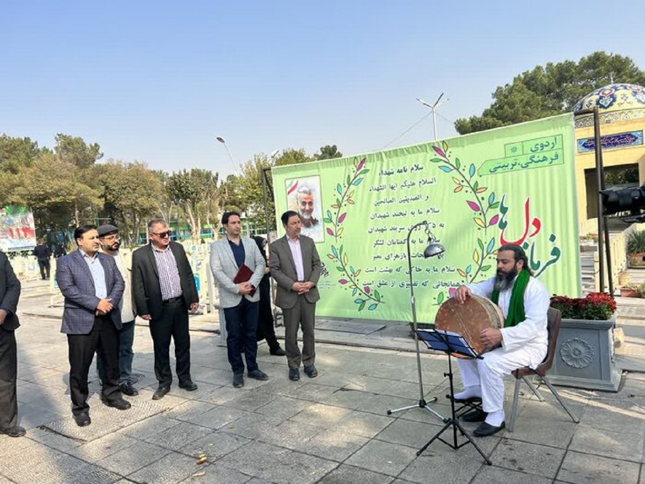 آغاز جشنواره تئاتر اصفهان با احترام به مقام شهدا