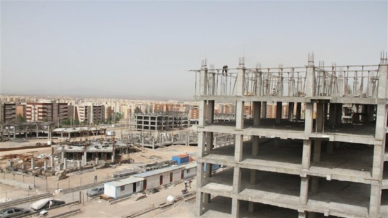 صاحبان پنج‌هزار واحد مسکونی قم تسهیلات ۵۵۰ میلیون تومانی ساخت دریافت کردند