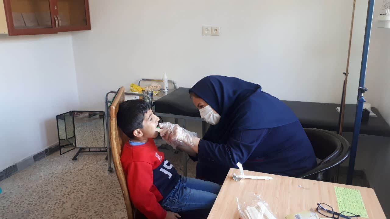 ارائه خدمات رایگان دندانپزشکی به دانش آموزان با نیاز‌های ویژه در سنندج