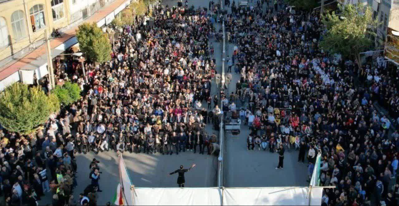 استقبال شهروندان کامیاران از جشنواره موسیقی