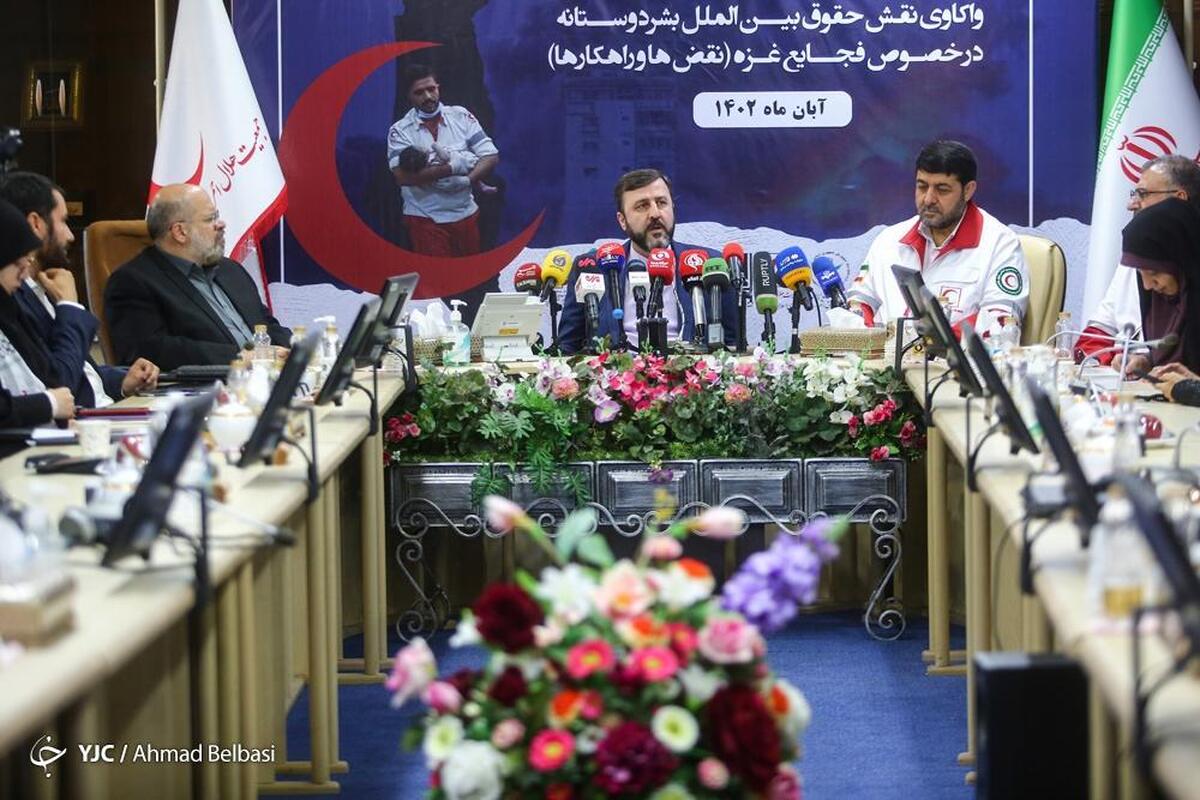 بازدید اصحاب رسانه از صنایع نساجی هلال احمر