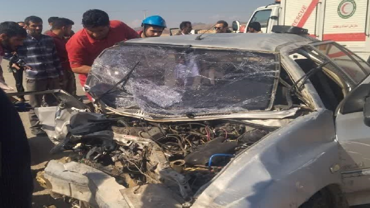 برخورد پراید با وانت پیکان ۷ مصدوم برجای گذاشت