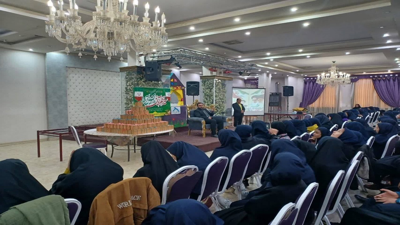 تداوم اجرای طرح زنگ حقوق در مدارس زرند