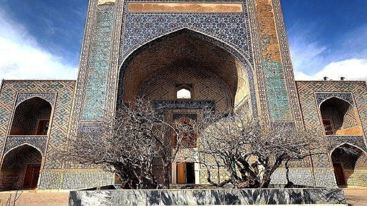 نمایی از آرامگاه مولانا زین الدین ابوبکر تایبادی در قالب تصاویر