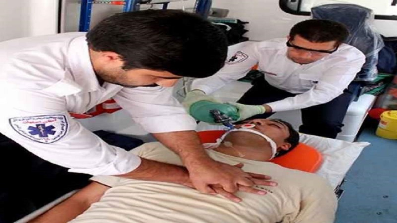 بازگشت به زندگی جوان ۲۸ ساله با تلاش اورژانس ۱۱۵ مهریز