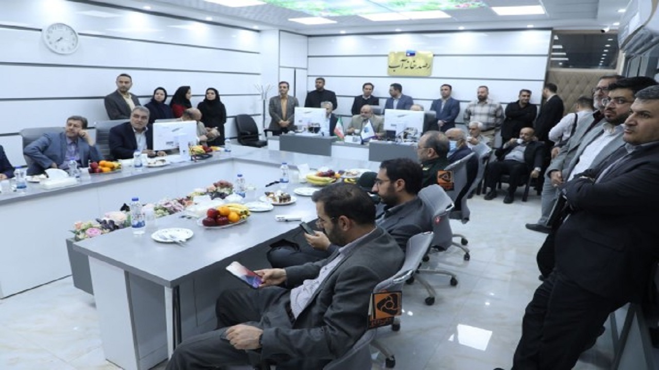 بازدید وزیر کشور از رصدخانه آب قزوین