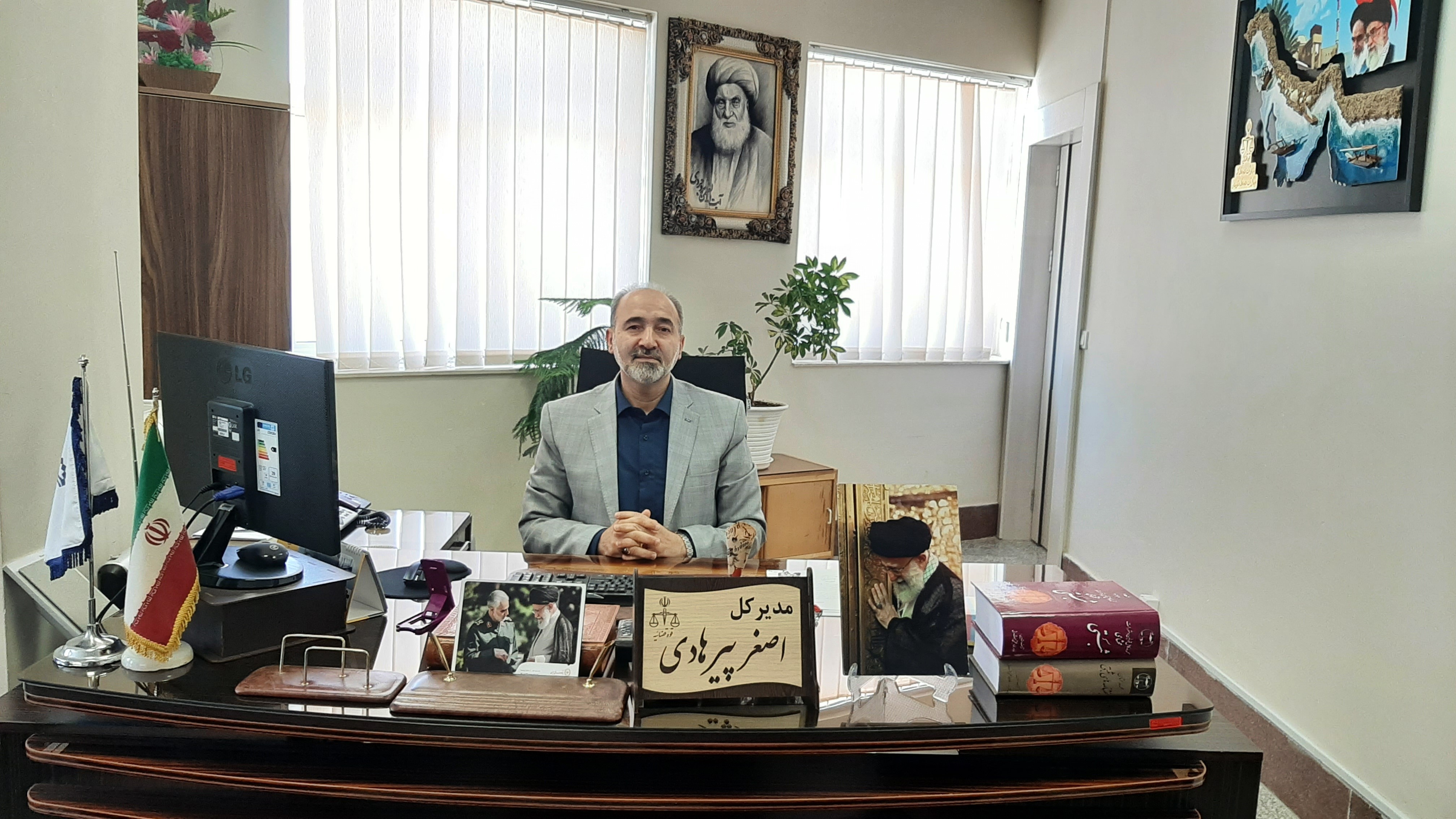صدور سندمالکیت تک برگ ۱۲ میلیون مترمربع املاک وقفی روستای احمد آباد در کبودرآهنگ