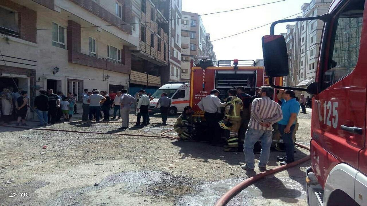 وقوع آتش سوزی یک واحد اداری_مسکونی در مهاباد