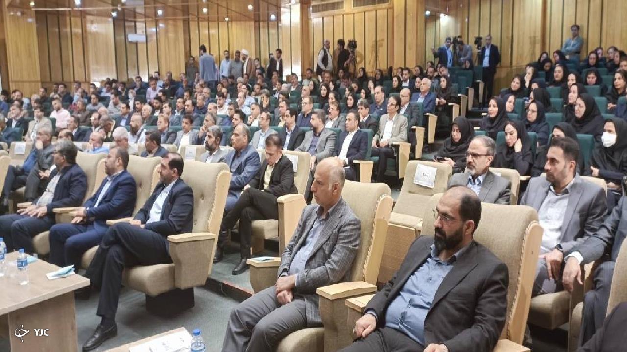 در شش ماهه اول سال ۱۵ درصد صادرات کل کشور به ارزش ۳.۲ میلیارد دلار از خوزستان صورت گرفت