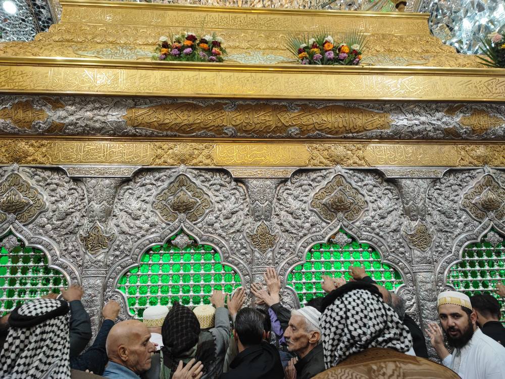 ضریح امام حسین (ع)