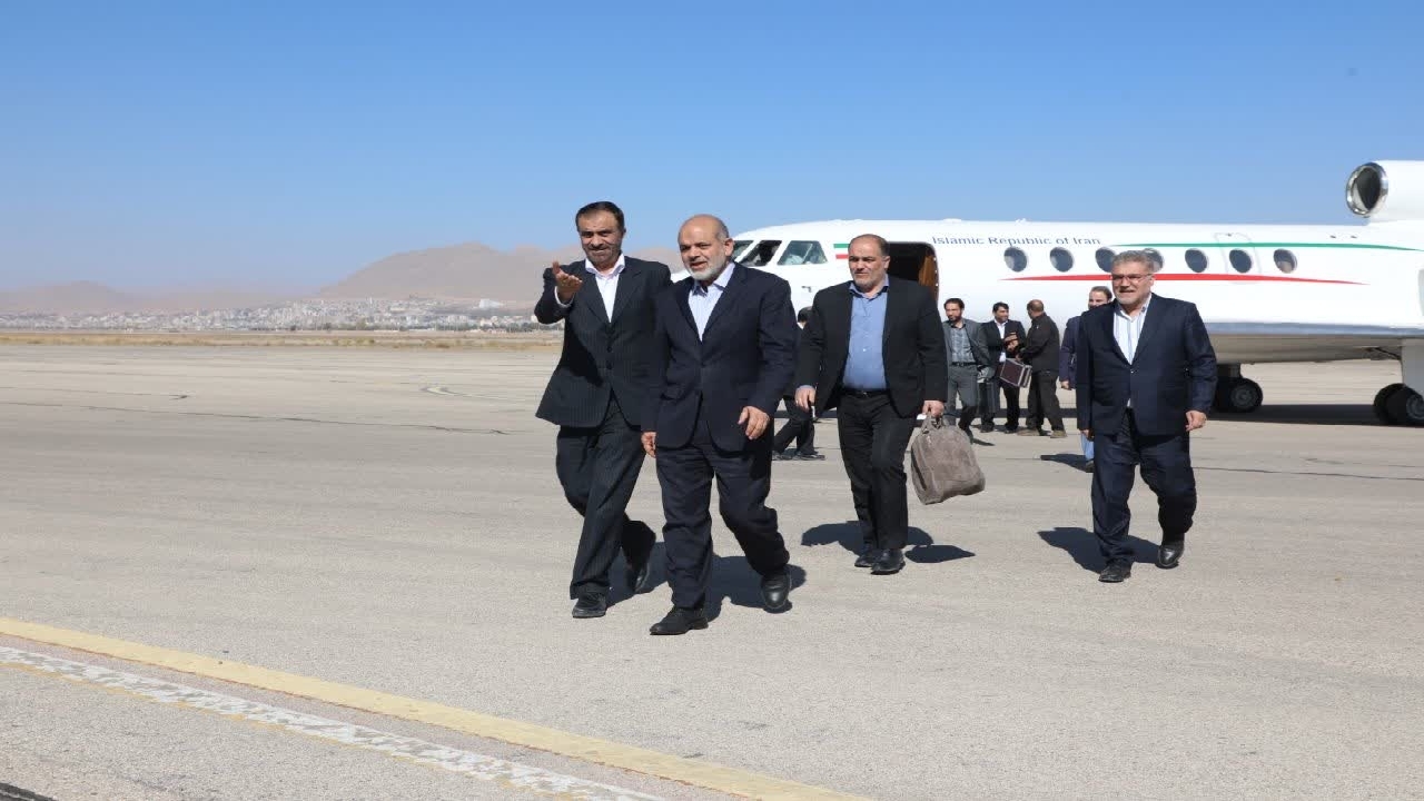 وزیر کشور وارد شهرکرد شد + تصاویر