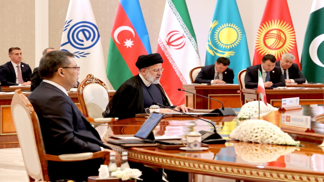 تاکید بر حمایت از مظلومان غزه در اجلاس اکو