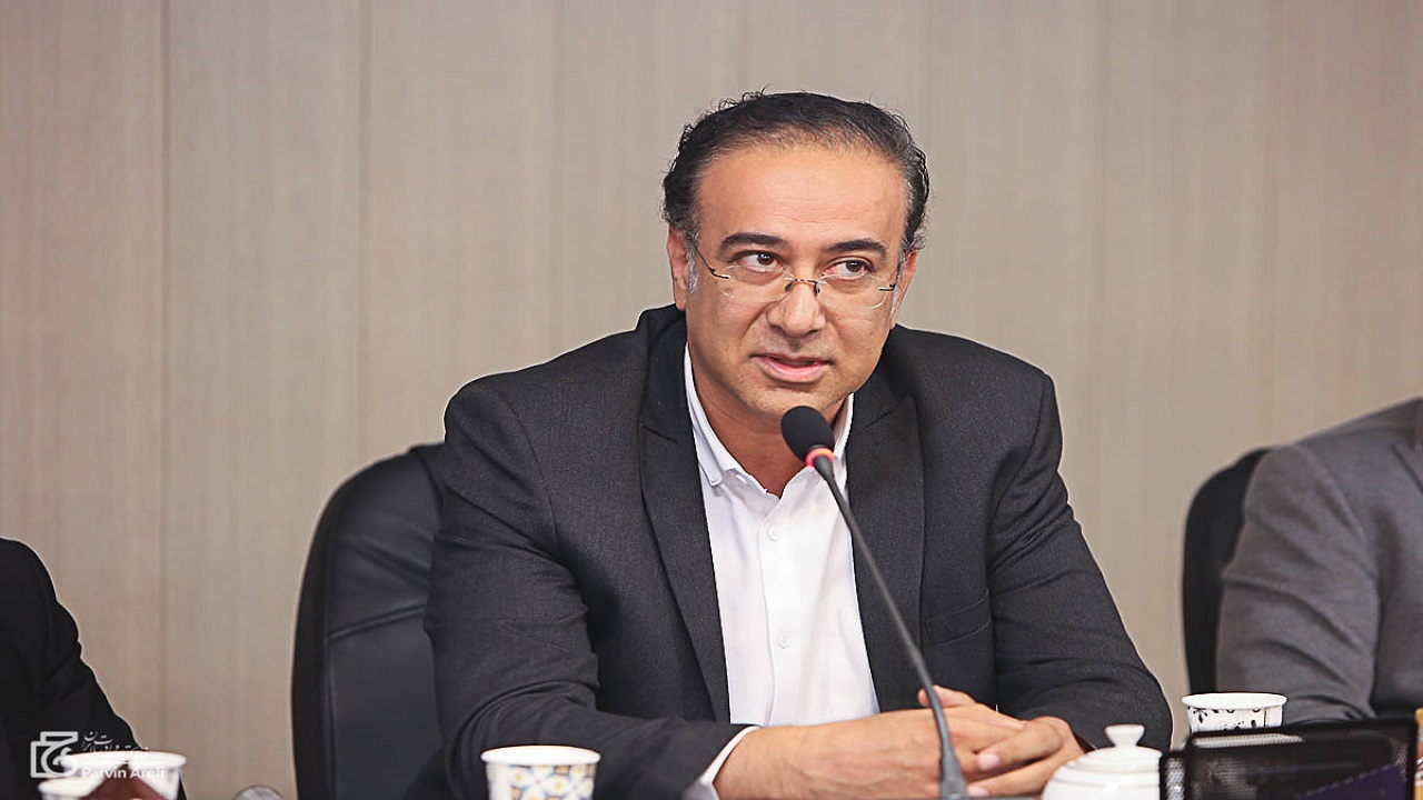 هفته کتاب می‌تواند زمینه گفتگو درباره کتاب را فراهم کند