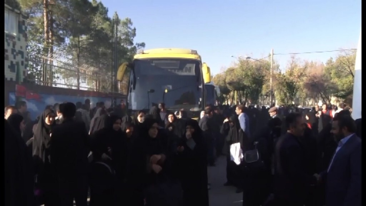 عزیمت دانش آموزان به اردوی راهیان نور
