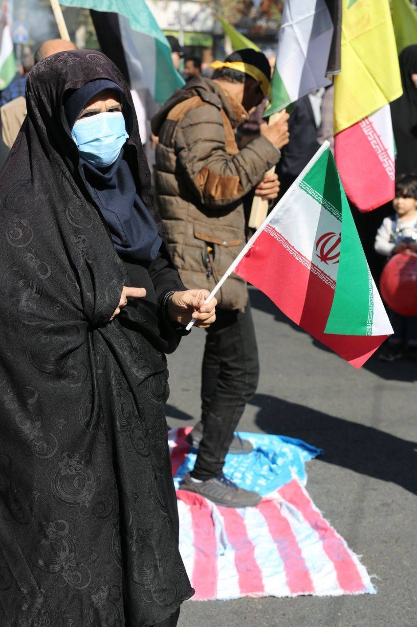 حضور مردم در تجمع بزرگ هیات رزمندگان اسلام برای حمایت از مردم مظلوم فلسطین در تهران