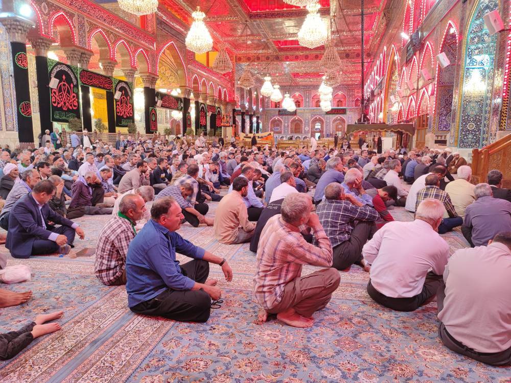 مراسم بعثه مقام معظم رهبری در حرم امام حسین (ع)