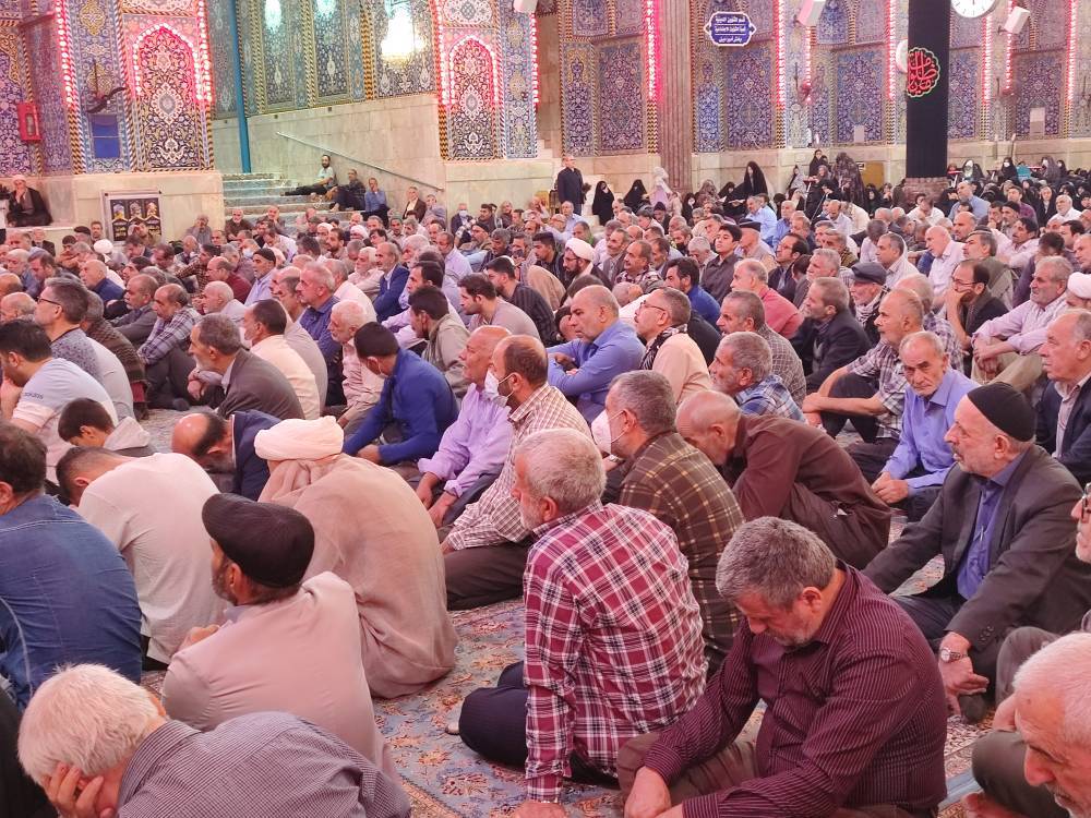 برگزاری مراسم در حرم امام حسین(ع)