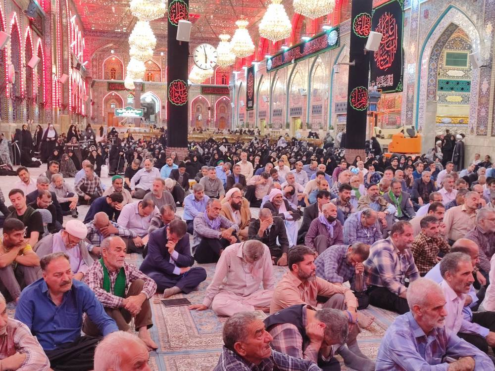 مراسم بعثه مقام معظم رهبری در حرم امام حسین (ع)